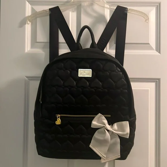 NWOT Betsey Johnson Pretzel Bag Backpack Betsey Johnson Backpack main image 4
